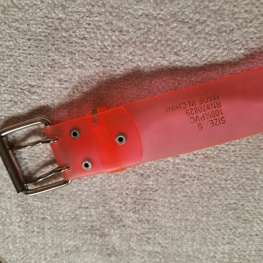 Vintage Y2K Barbiecore Hot Pink Rubber Translucent Double Grommet O Ring Belt